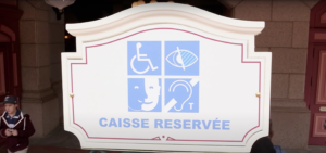 caisse reservee aux personnes handicapees